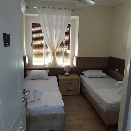 Kondili Gasthuis 3*