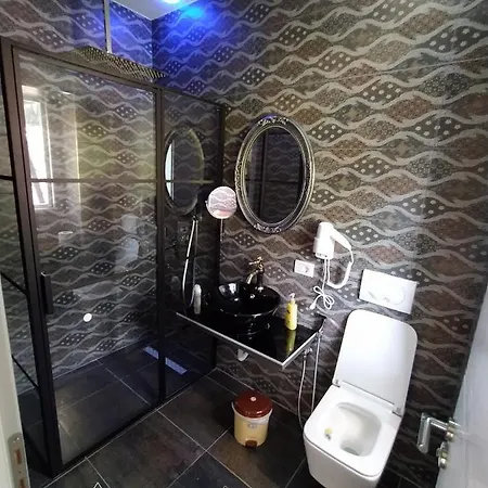 Kondili 3*