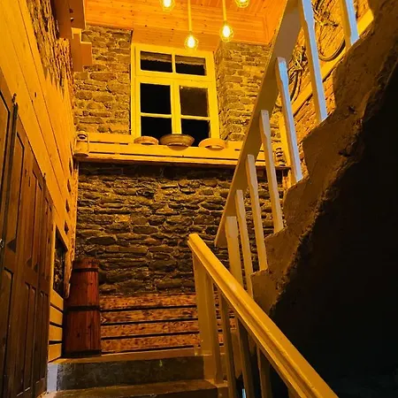 בית הארחה Kondili