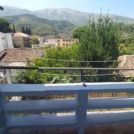 Kondili 3*